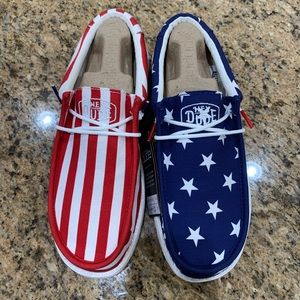 Wally Patriotic Shoe HEYDUDE American Flag - Size 9